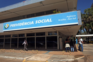 fachada da Previdência Social em Brasília, na Asa Sul