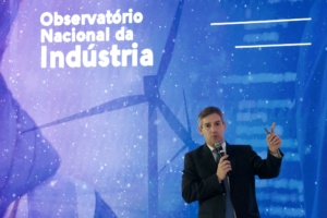 Mario Sérgio Carrato Telles, Superindente de Economia da CNI