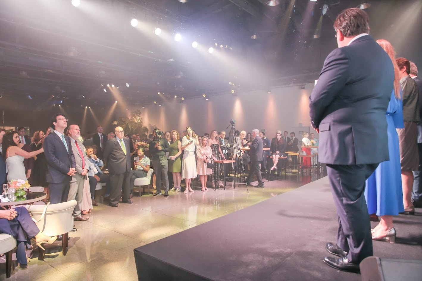 Mais de 600 convidados estiveram no 033 Rooftop, em São Paulo