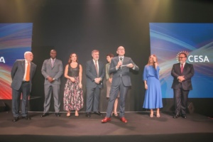 Carlos José Santos da Silva, o Cajé, discursa durante o evento