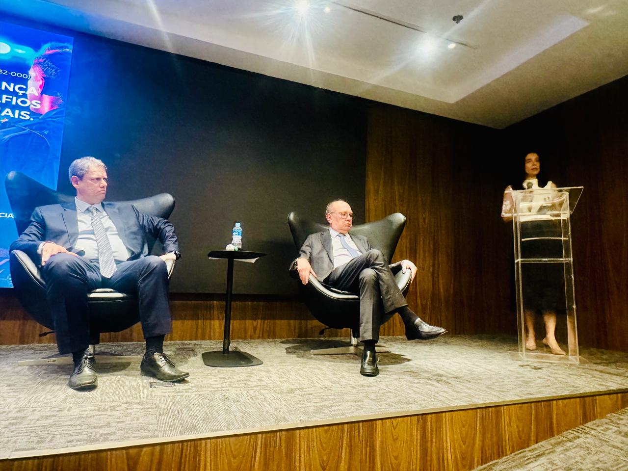 Tarcísio de Freitas, Gilmar Mendes e Joana Monteiro