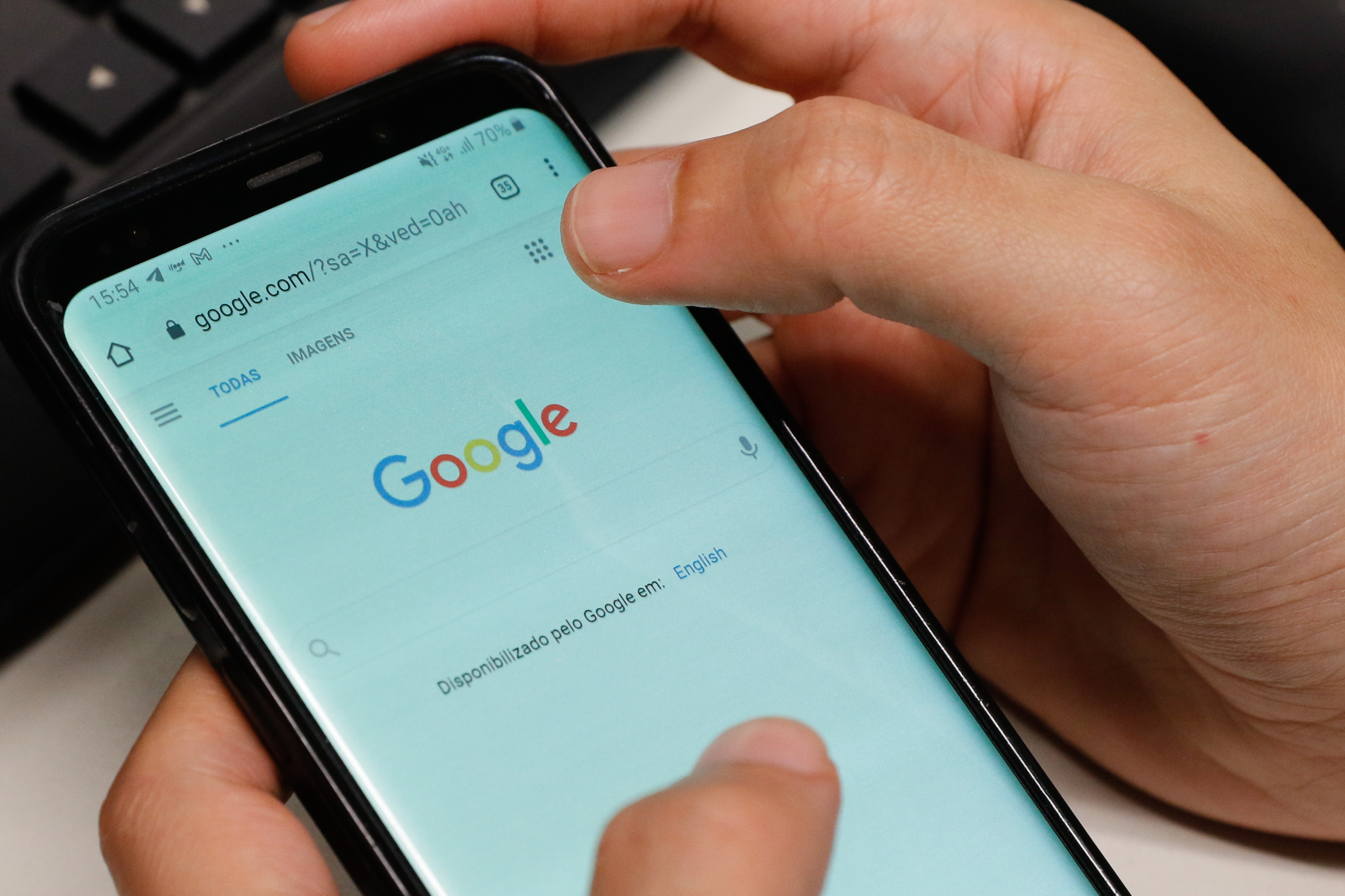 Magistrado identificou elementos para justificar tutela de urgência e mandar Google excluir links por uso indevido de imagem