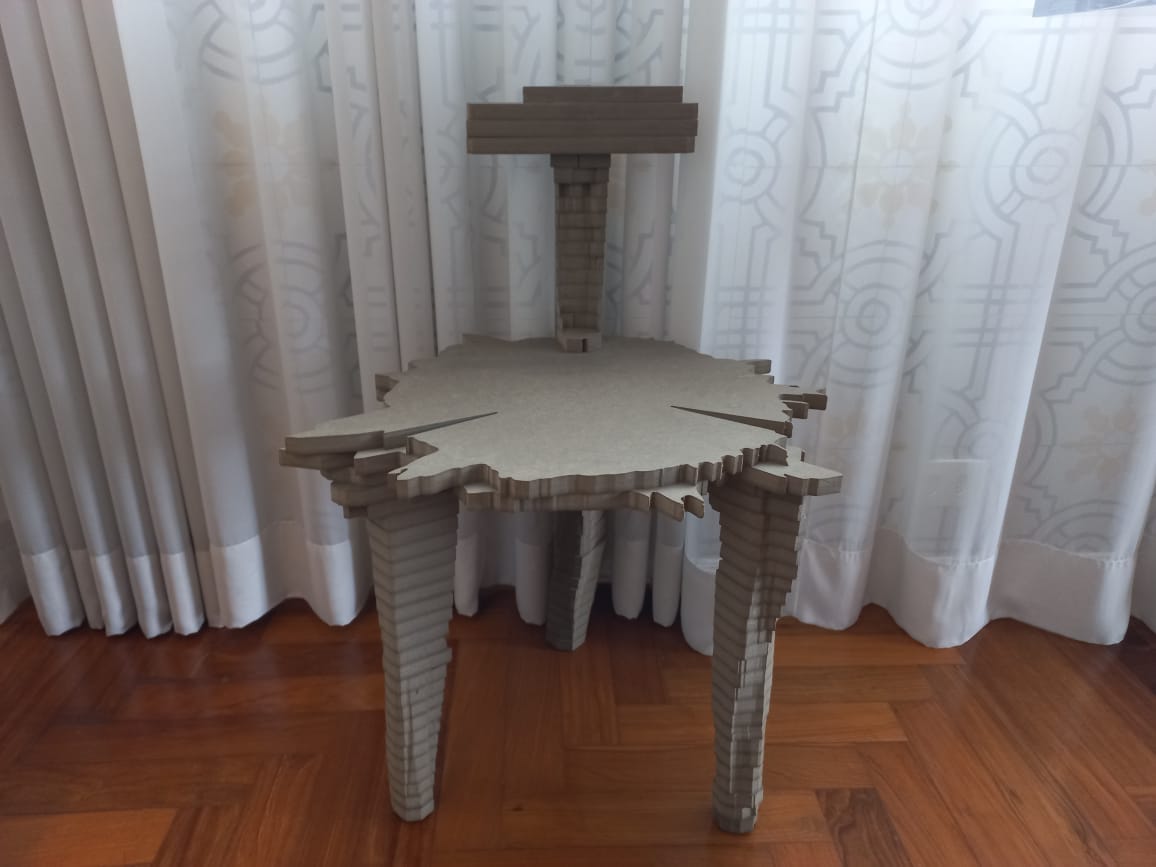 Cadeira Nóize do arquiteto e designer paulista Guto Requena