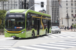 ônibus em São Paulo com destino ao terminal pinheiros