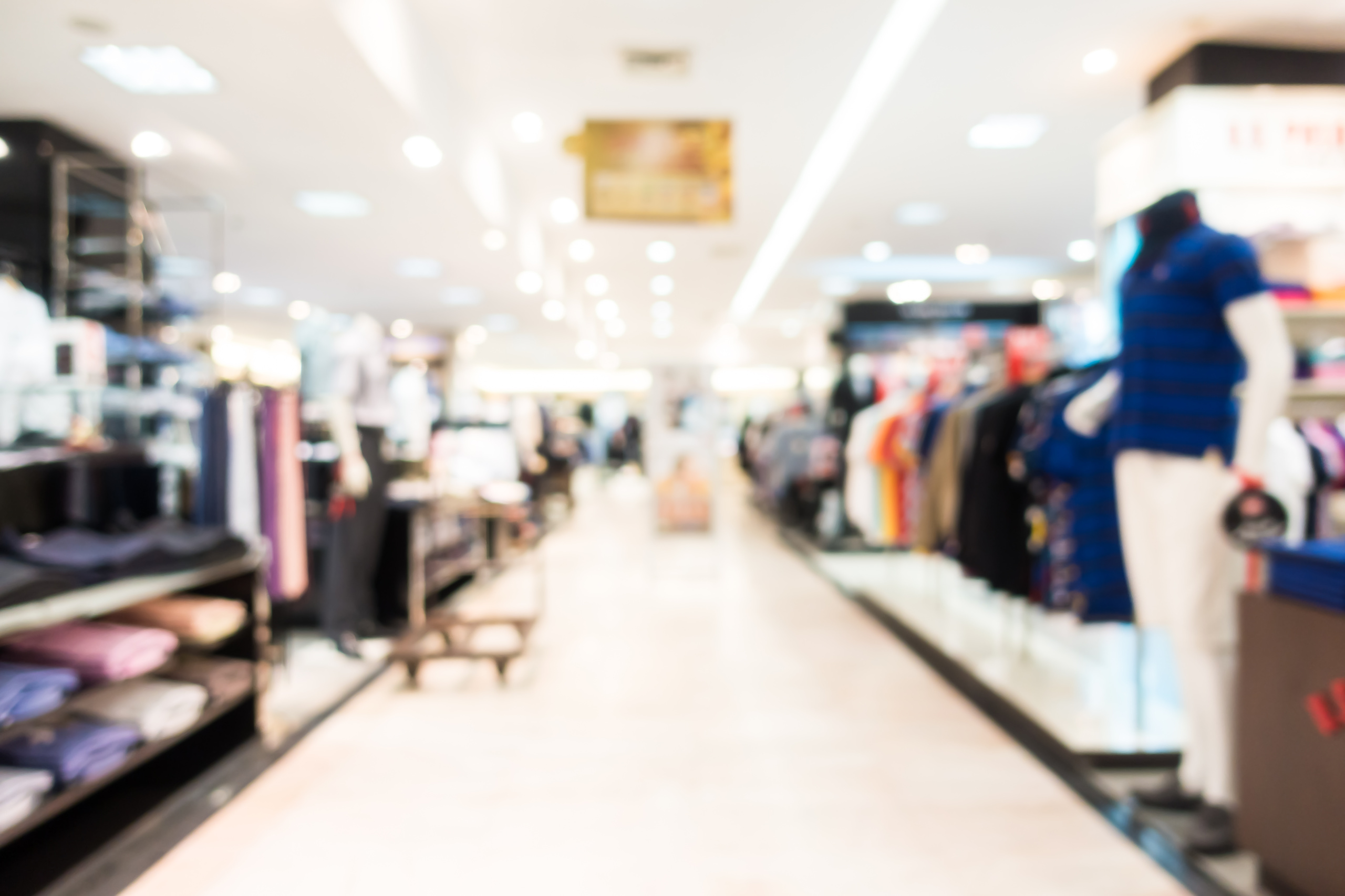 Juízo considerou que posição da escada no Shopping violava o dever de segurança esperado em ambientes de circulação pública