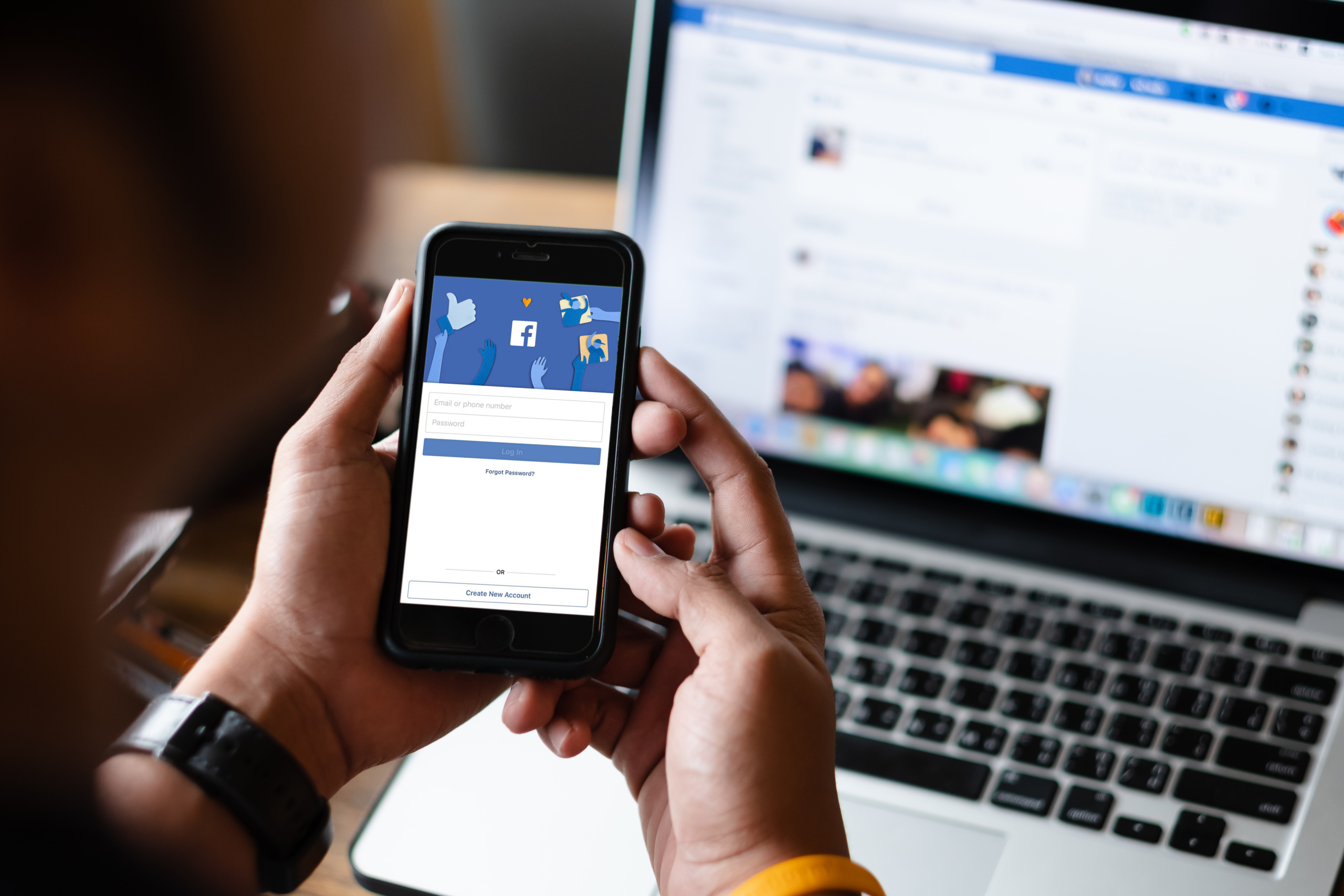 Desembargadores mantiveram decisão que condenou Facebook a devolver valores de associação vítima de ataque hacker