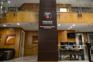Lei paranaense limitou honorários de procuradores do Estado a 2% em execuções fiscais do Refis estadual