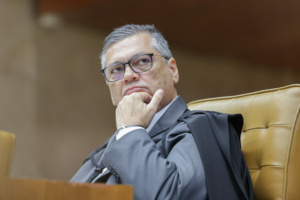Flávio Dino deu prazo de dez dias para que Estado do Rio repasse compensação das perdas de ICMS ao município do Rio