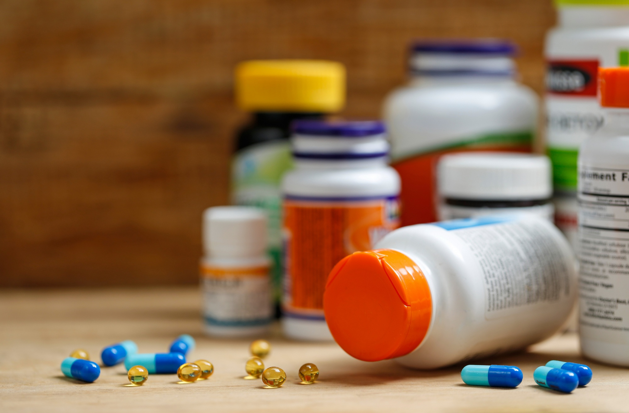Desembargador reiterou que varejistas de medicamentos devem obedecer tese do STF definida no julgamento do Tema 1.234