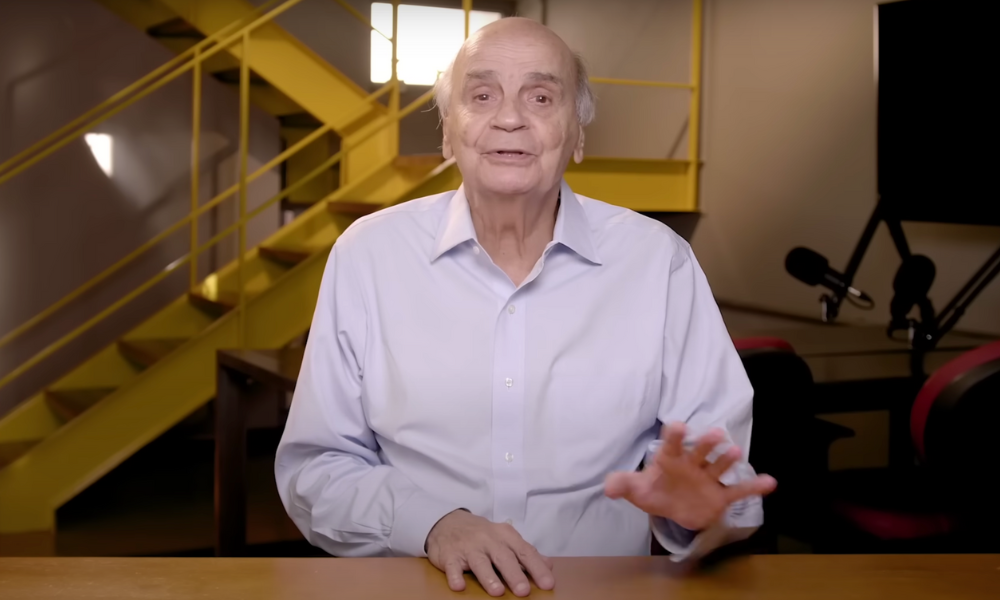 O juiz Gustavo Henrique Bretas Marzagão mandou remover vídeos produzidos com IA que manipulam a imagem e voz de Dráuzio Varella