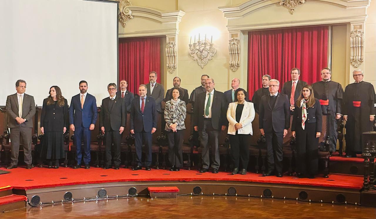 Autoridades públicas e da academia compareceram na cerimônia que concedeu o título de professor emérito da USP ao ministro Ricardo Lewandowski