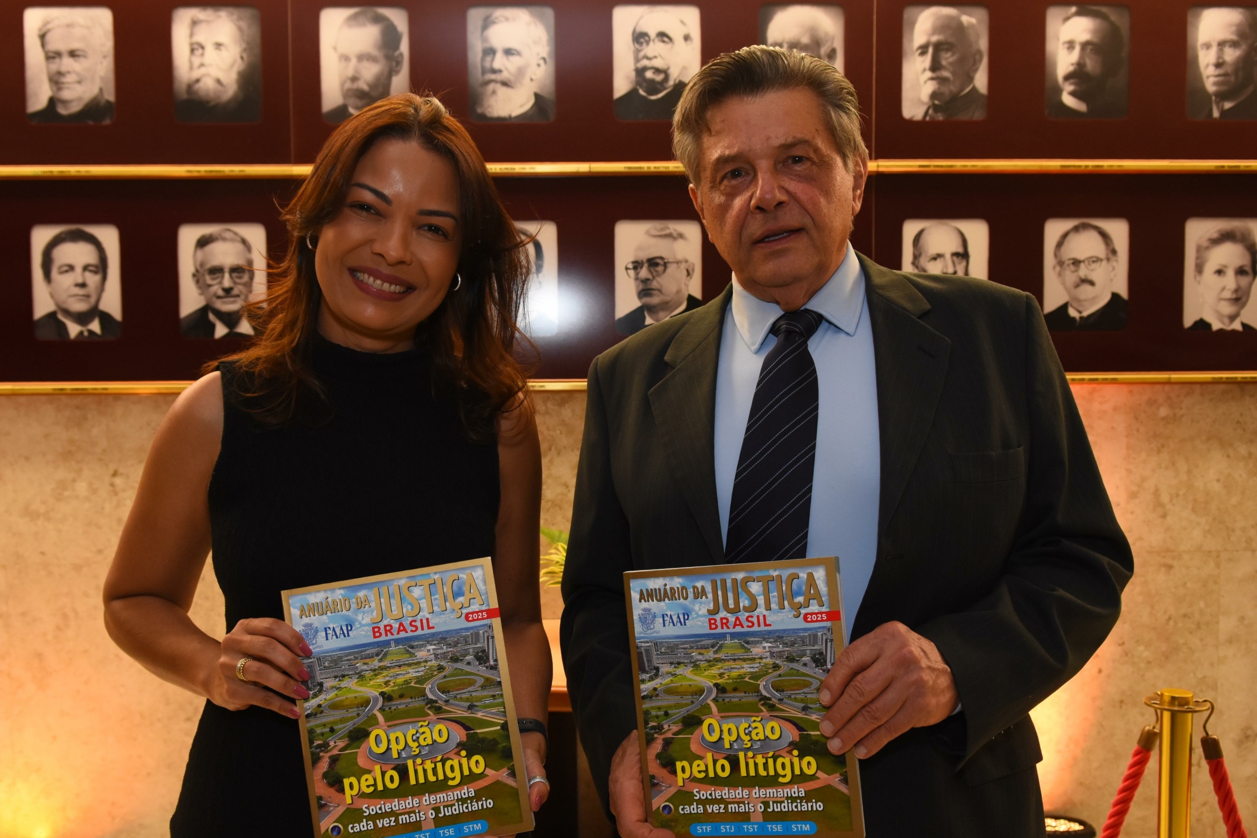 Ana Cláudia Muller, advogada e professora universitária, e Heraldo de Oliveira Silva, presidente da Seção de Direito Privado do TJ-SP