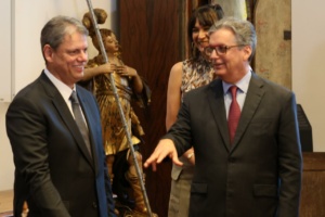 Tarcísio de Freitas, governador de São Paulo, e Fábio Prieto, secretário de Justiça de São Paulo