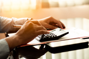 Desembargadores explicaram que nenhum imposto pode ser incluído na sua base de cálculo, nem o próprio ISS