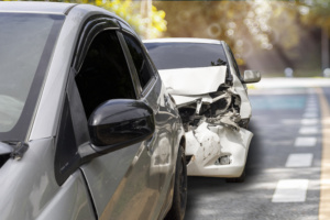 acidente de carro em rodovia