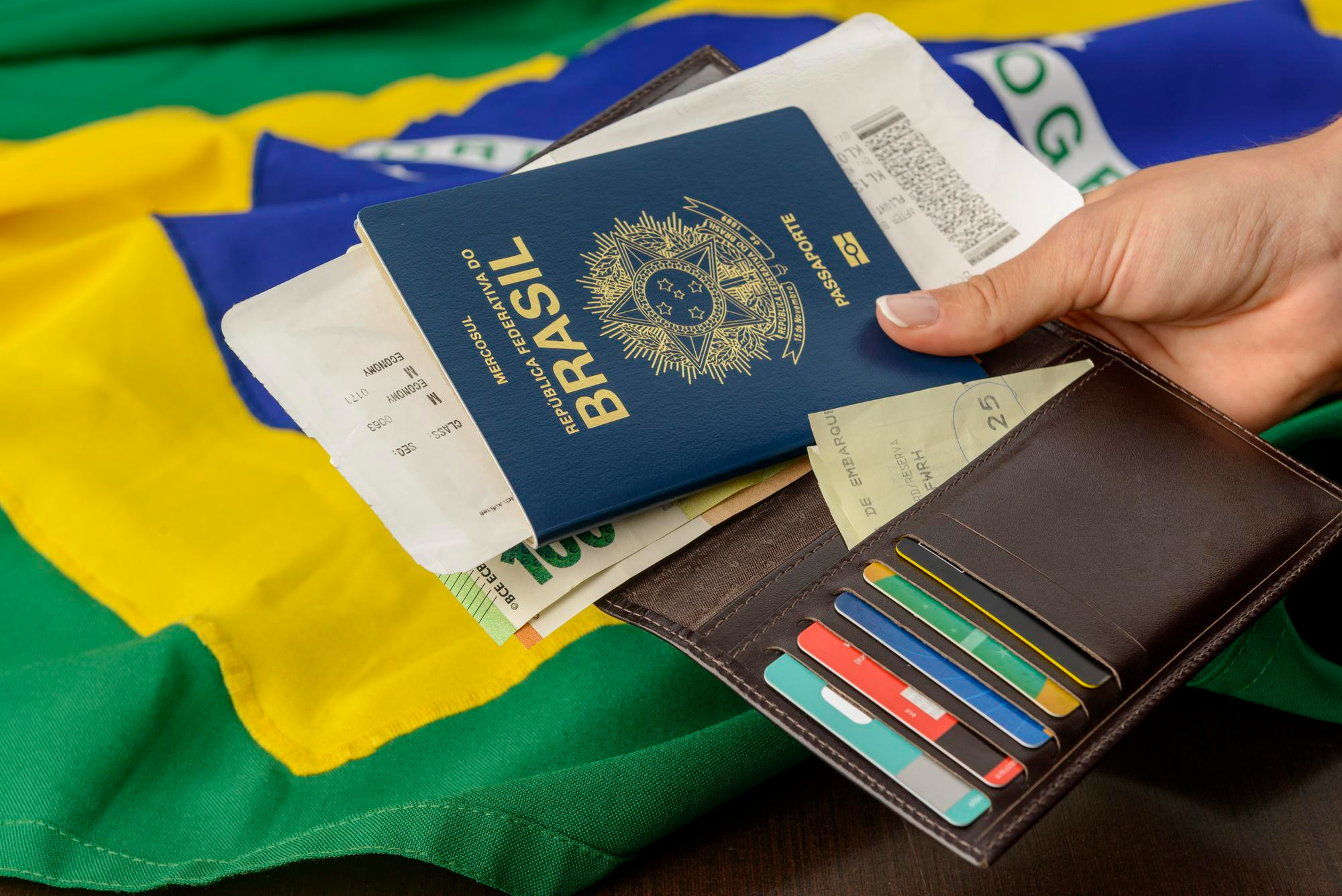 Juiz explicou que cancelamento de passaporte tem como objetivo estimular o devedor a pagar e pode ser adotada de modo excepcional