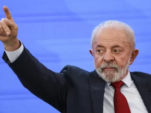 Sancionada lei que aproveita concurso e transforma 104 cargos do STJ