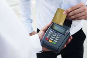 Compra fraudulenta identificada por banco não pode ser cobrada