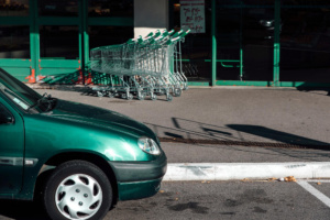 estacionamento supermercado