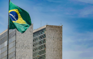 torres do congresso nacional