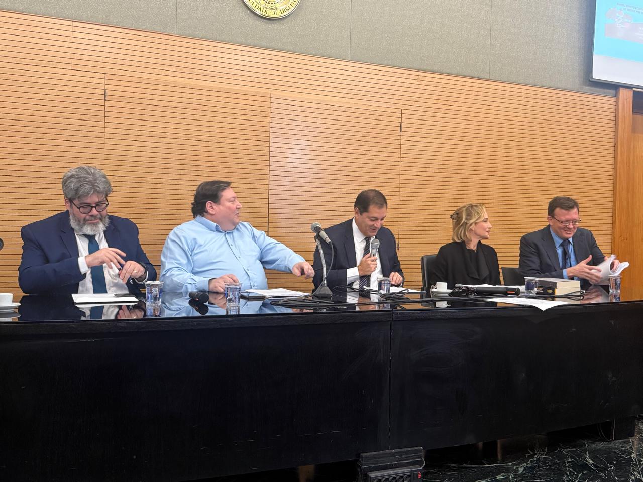 João Paulo de Faria Santos, Gilberto Bercovici, José Carlos Francisco, Carol Proner e Michel Havrenne