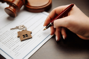 imóvel casa leilão contrato