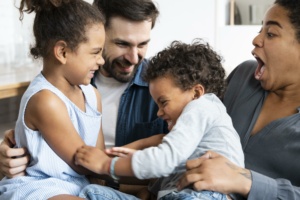 A filha quis incluir o nome do pai biológico na sua certidão de nascimento