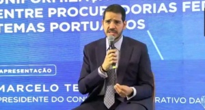 O AGU Jorge Messias no Congresso Brasileiro de Direito Marítimo e Portuário