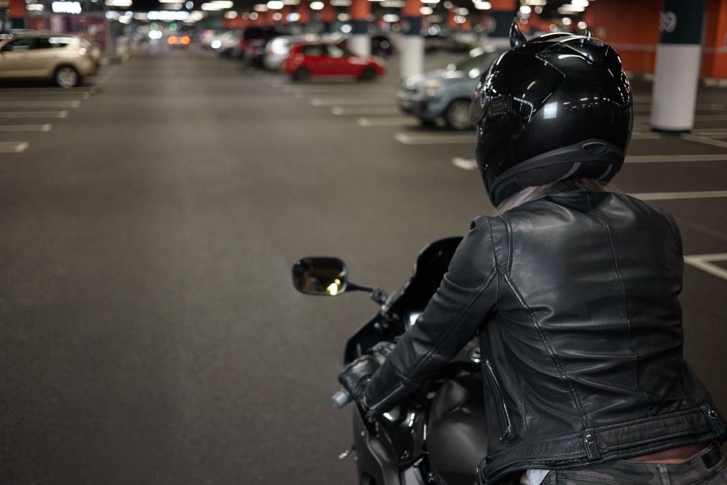 Moto, parking