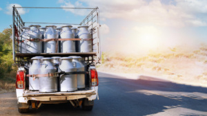 caminhão transporte transportadora leite