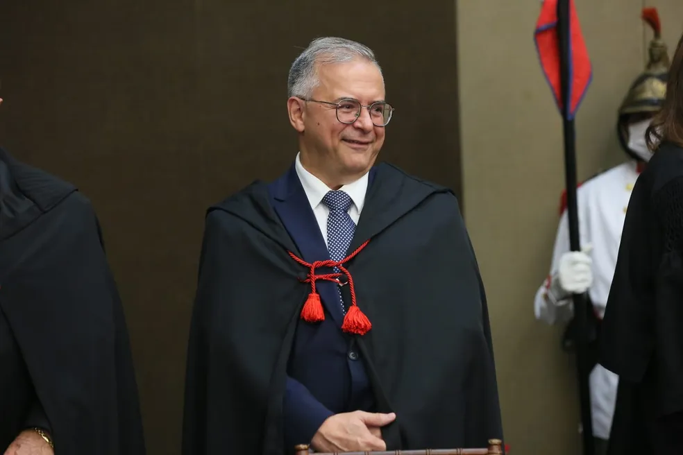 Em três anos no TJ-AL, Fábio Ferrario julgou mais de 18 mil recursos, uma média de seis mil processos por ano. A taxa de congestionamento de seu gabinete é de apenas 0,001%. 