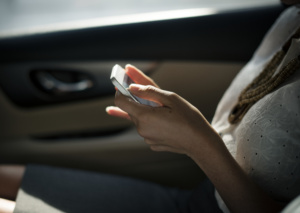 celular no carro