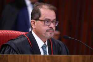 Floriano de Azevedo Marques TSE 2026