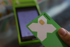 cartão pluxee e maquininha de pagamento