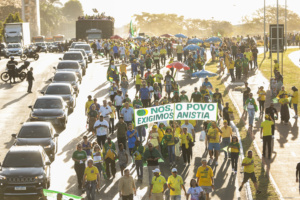 ato que pede anistia aos condenados pelo 8 de janeiro