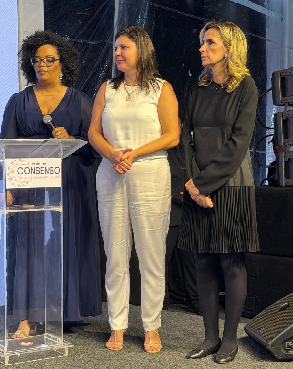 Basília Rodrigues, Daiane Nogueira Lira e Ludhmila Hajjar