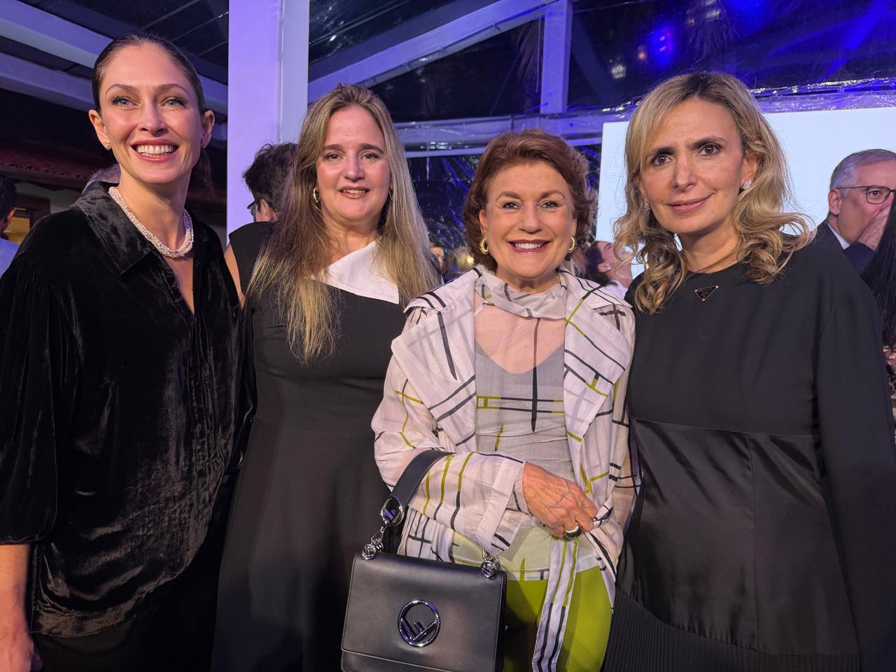 Gilmara Espino, Larissa e Guiomar Feitosa e Ludhmila Hajjar