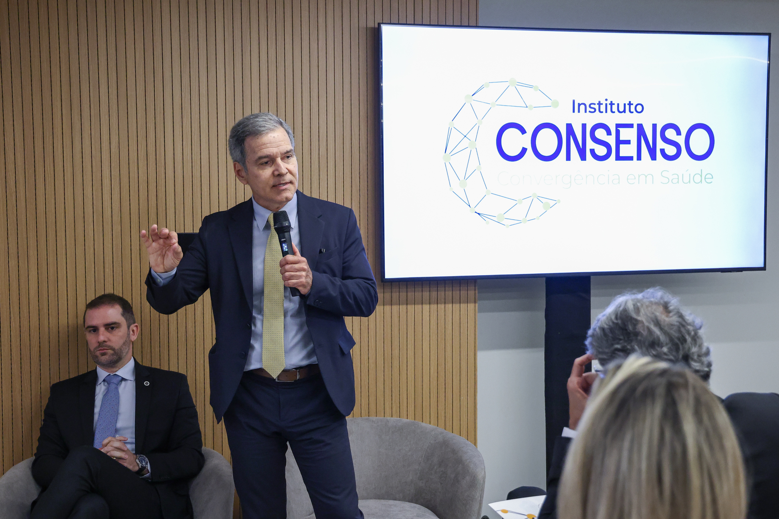 Denizar Vianna em evento do Instituto Consenso sobre impacto de decisões do STF na saúde privada