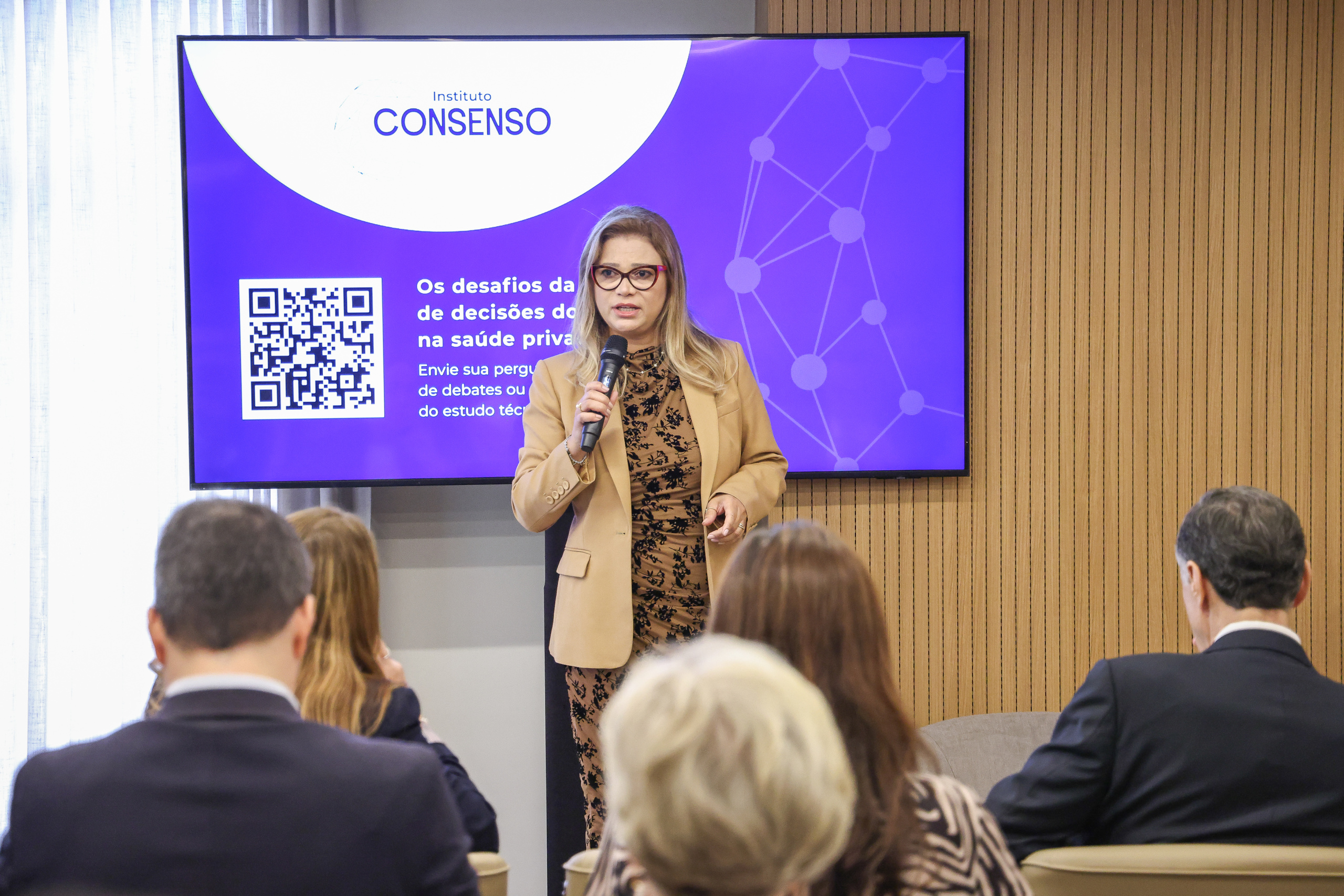 Lenise Secchin, diretora da ANS, em evento do Instituto Consenso sobre impacto de decisões do STF na saúde privada