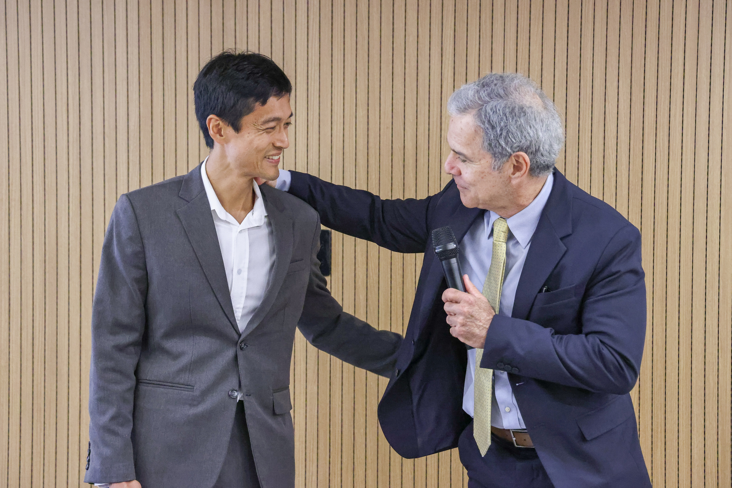 Daniel Wang e Denizar Vianna em evento do Instituto Consenso sobre impacto de decisões do STF na saúde privada
