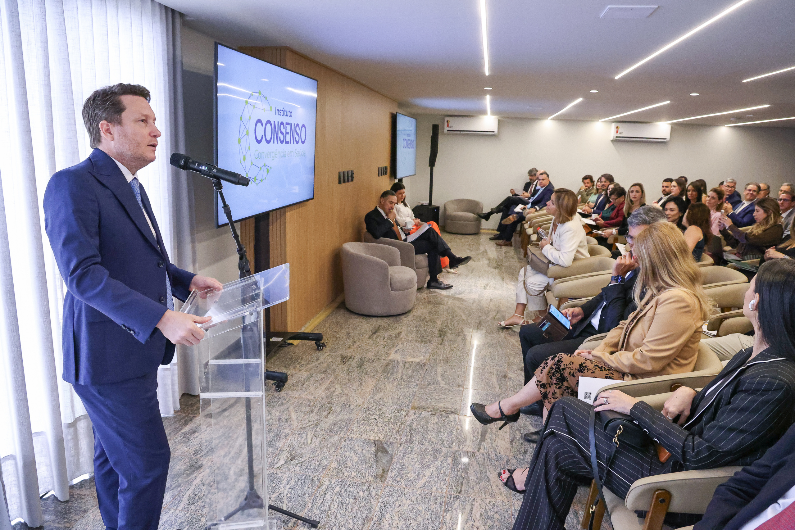 Pablo Meneses, vice-presidente da Rede D'Or, fala em evento do Instituto Consenso sobre impacto de decisões do STF na saúde privada