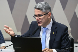 Senador Alessandro Vieira