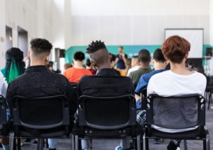 Escola no Maranhão apresenta diversos problemas relacionados à estrutura física.