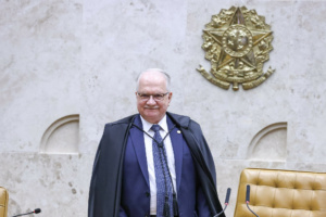 Iniciativa endossada pelo ministro Edson Fachin busca reforçar as ações de saúde no sistema prisional, com foco na ampliação do acesso ao SUS