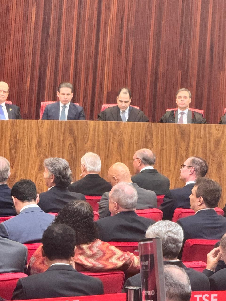 Solenidade de Posse no TSE - Edson Fachin, Hugo Motta, Beto Simonetti e André Mendonça