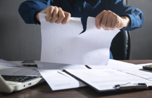 contrato consignado inválido empréstimo