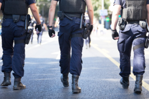 Policial disparou tiros durante uma ação de dispersão no carnaval