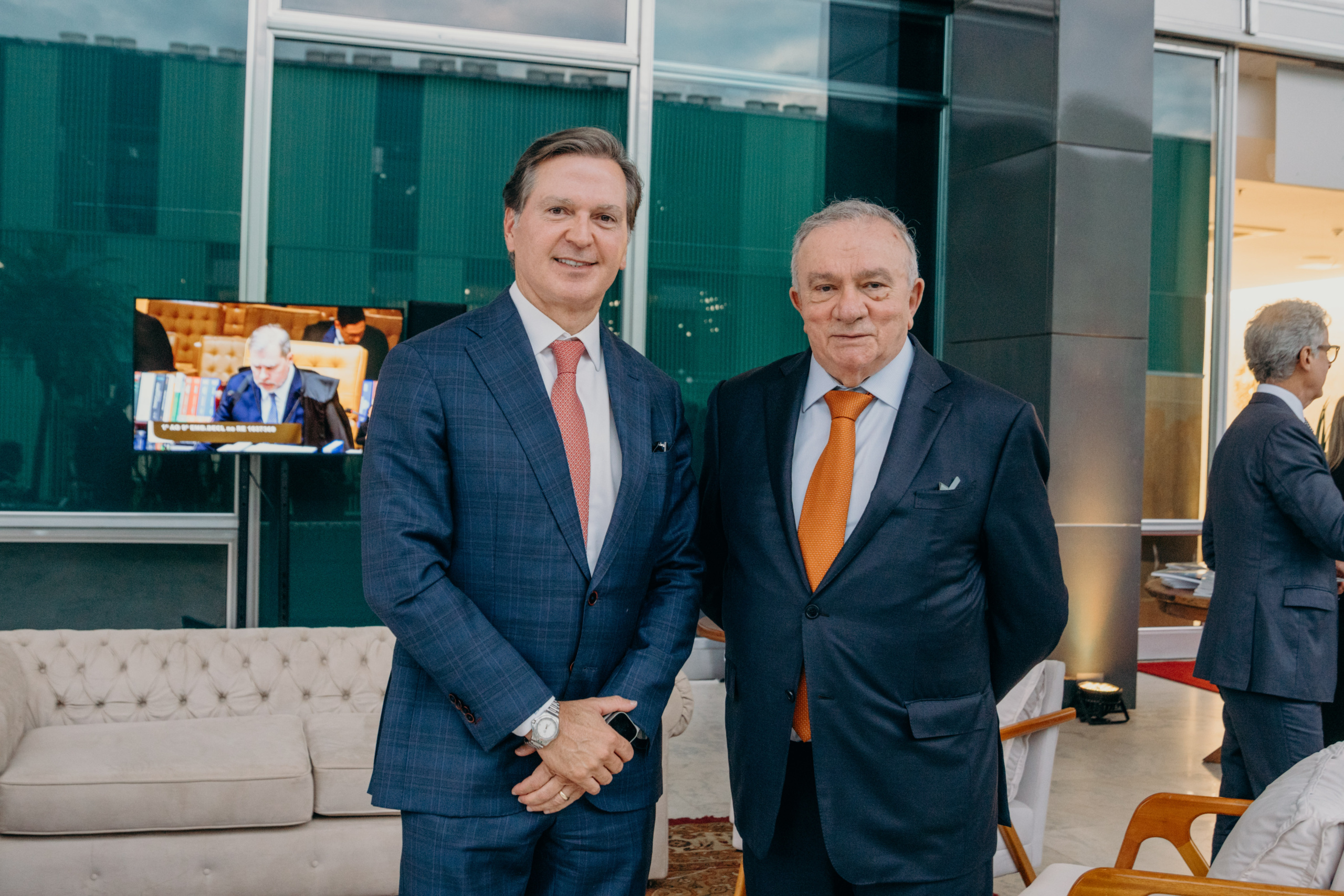 Douglas Alencar Rodrigues e Cesar Asfor Rocha