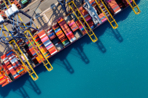 barco navio cabotagem transporte marítimo porto importação exportação