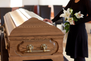 Velório mortos defuntos corpos falecidos